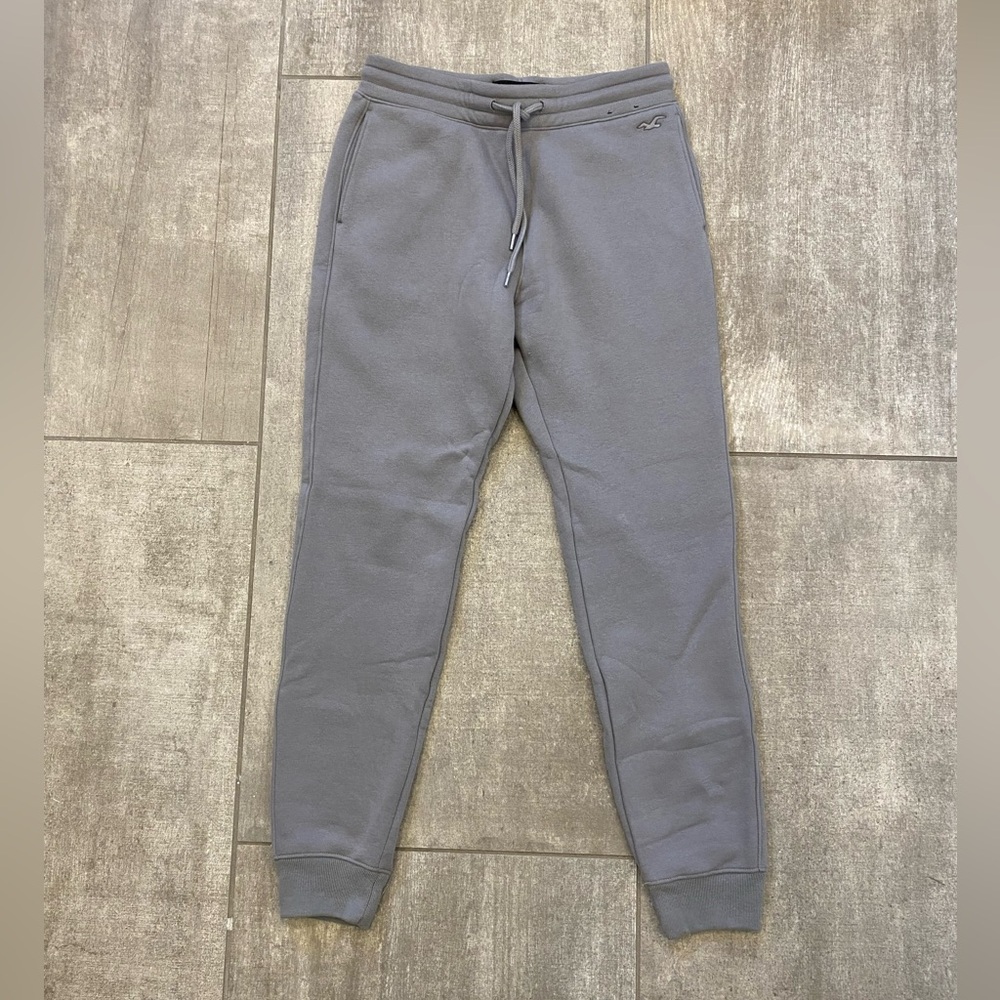 Hollister Men's Grey Jogger Pants